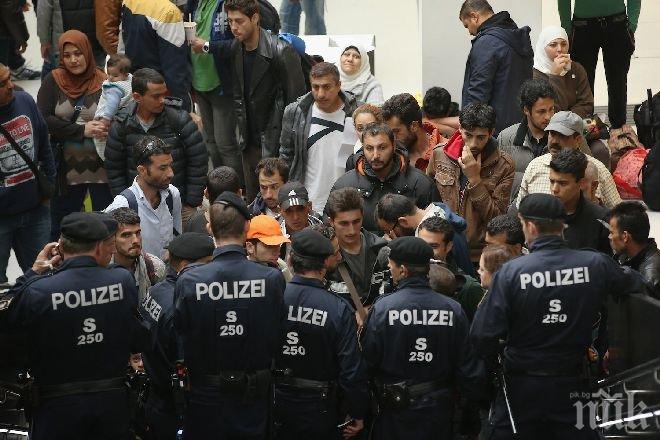 ГЕРМАНИЯ В СТРЕС! Бежанци убиват, заведени са 44 дела