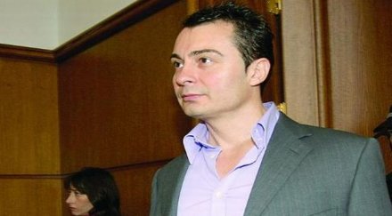 отложиха делото ники пилето контрабанда