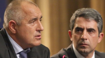 медиите герб измислиха любовница плевнелиев