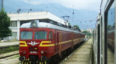 пускат новите спални вагони великден