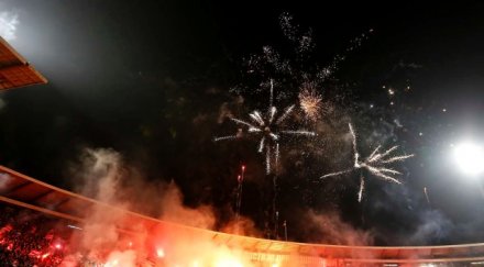 фенове звезда партизан биха водна топка