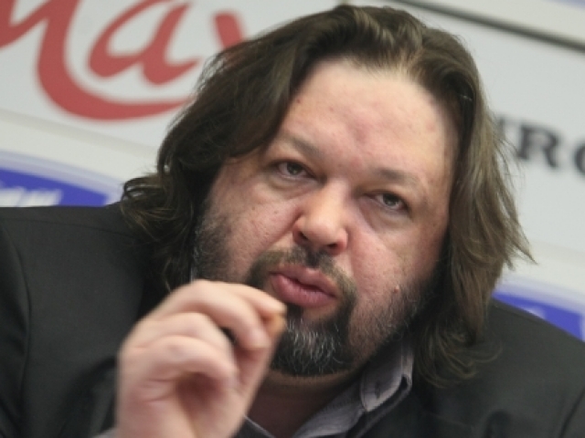 Денис Ершов: Не водя война със Събев, искам да спася Петрол!