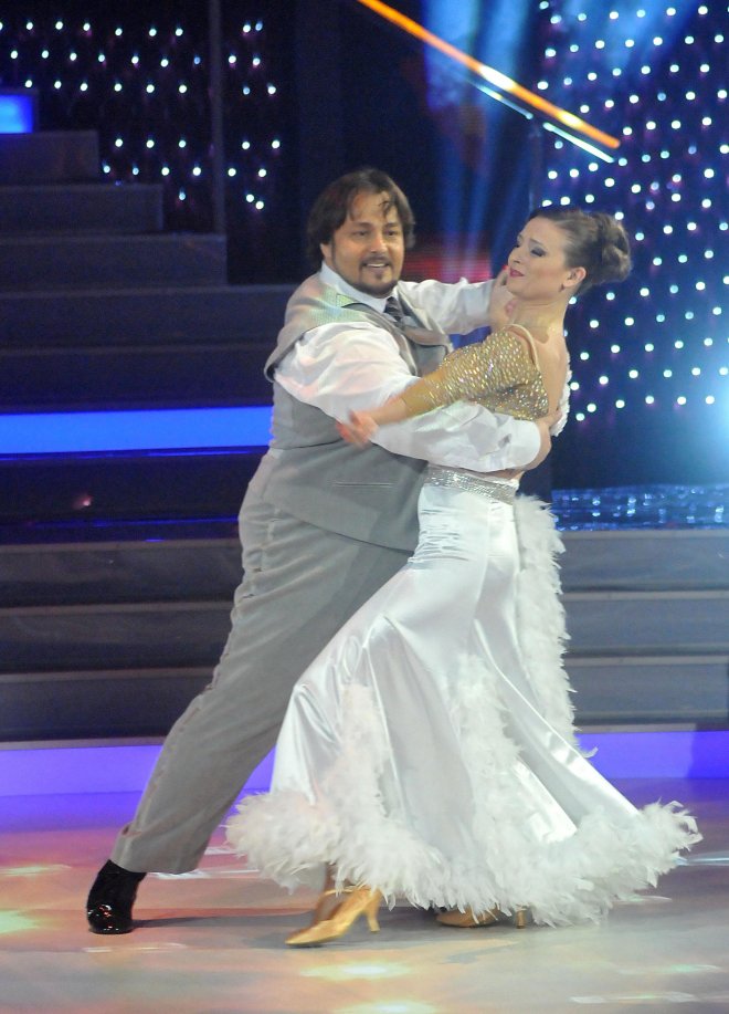 Диетоложката д-р Людмила Емилова: Ще сваля от Люси 80 кг!