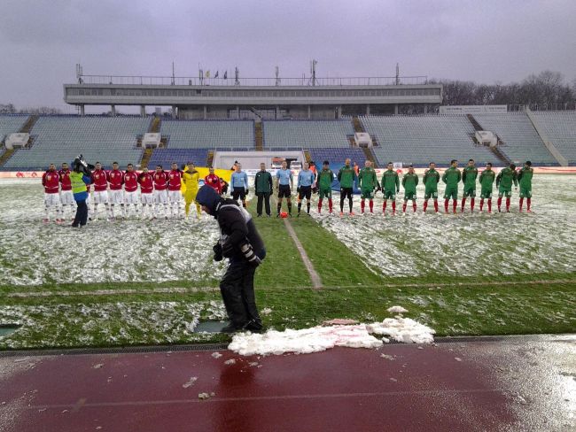България води срещу Малта с 2 гола на полувремето