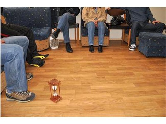 Сбирки на анонимни алкохолици спасиха мъж, изпил за 20 години 3 тона концентрат