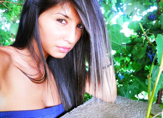 Ще бием Малта, смята красивата Тереза Райкова