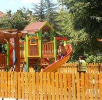 Почват ударни проверки на люлки и катерушки по детските площадки

