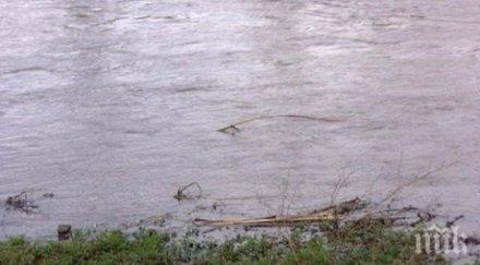 преустановена дейността ермореченската обогатителна фабрика заради сигнал замърсяване река голяма