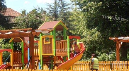 почват ударни проверки люлки катерушки детските площадки