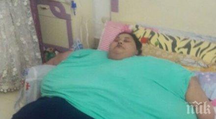 тежката жена света отива индия лечение