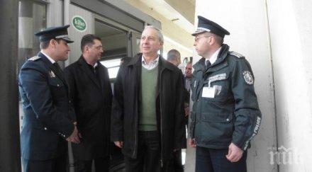 изненада герджиков стресна граничарите кулата спешна заръка каза премиерът инспекцията пункта снимки