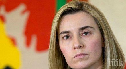 могерини великобритания поне две години договаря двустранни търговски споразумения