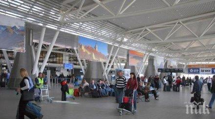 летището хамбург евакуирано неизвестен токсин изтече климатиците