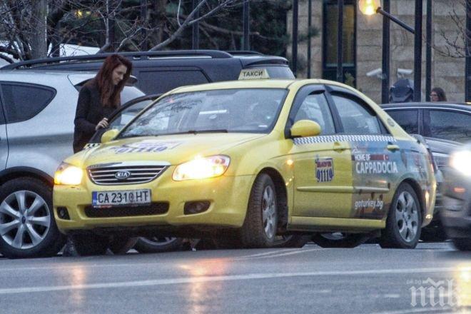 Таксиджиите замислят вдигане на първоначалната такса от 70 ст на 1 лв