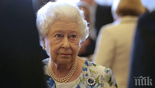 Търсите работа? Кралица Елизабет II търси кой да й списва Туитър-а