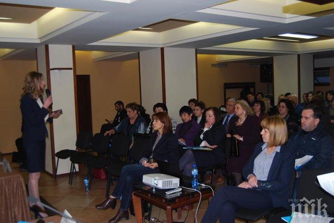 Министри от правителството на Бойко Борисов представиха управленската програма на ГЕРБ пред жители на 25 МИР София