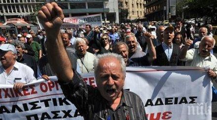 една трета гърците искат оставката правителството сириза