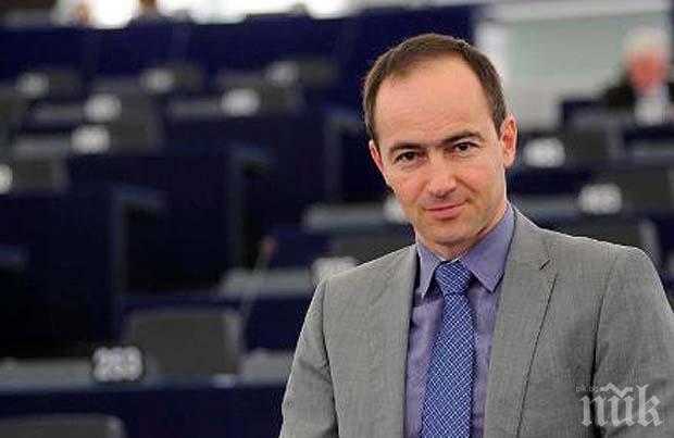 Андрей Ковачев призова Албания да признае етническите българи