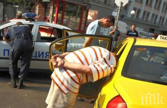 Екшън в Пловдив! Таксиджия изхвърля дрога през прозореца, погнат от ченгета