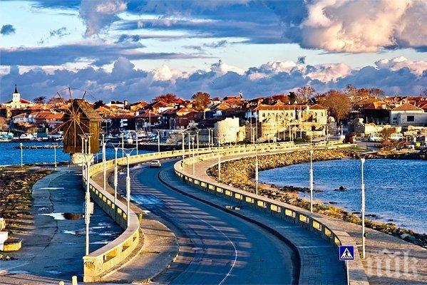 Несебър порасна с 11 000