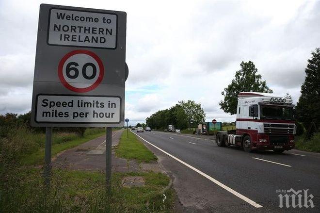 Република Ирландия вдига нови КПП-та заради страх от „твърд“ Брекзит