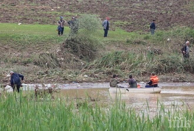 Водолази извадиха труп на дядо от река Шугла