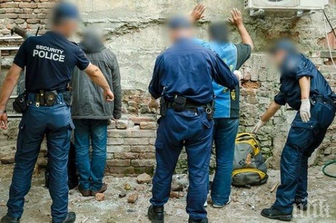 Хасковлия арестуван заедно с 10 сирийски мигранти на територията на Турция