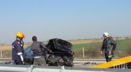 джип гръмна движение магистрала хемус двама пътници тежки контузии