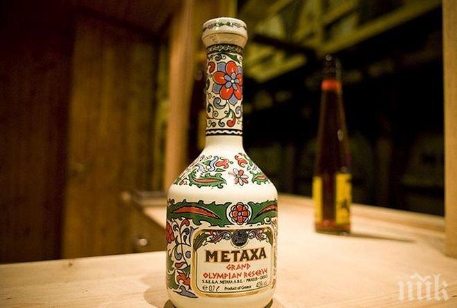 Двамата българи нахлуха в дома на грък заради... бутилка алкохол