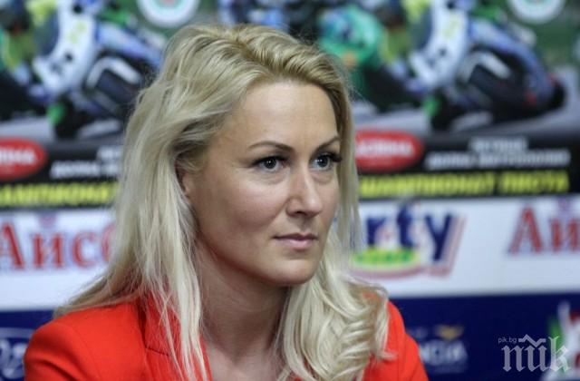 Рали шампионка отсече: Часовете за кормуване не са достатъчни