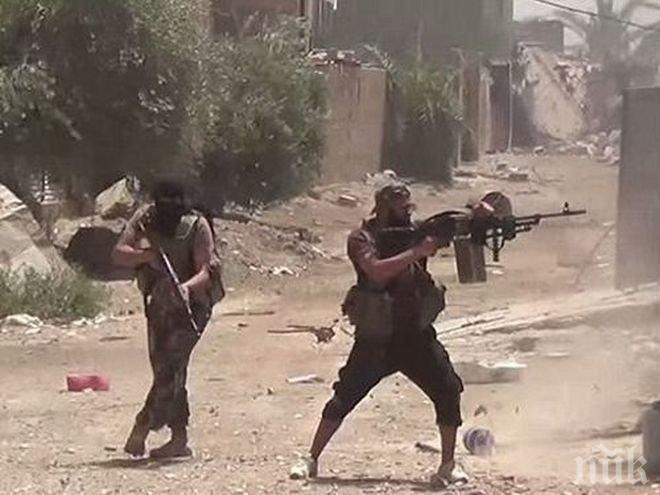 Лидерите на Ислямска държава масово бягат от Ракка