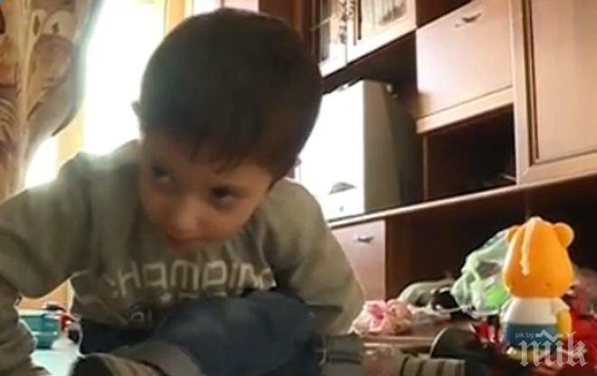 ЖЕСТОКОСТ! Откраднаха инвалидната количка на 3-годишно дете