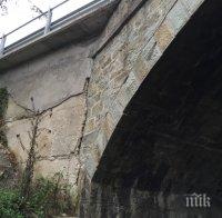 Кметът на Велико Търново спря движението по мост над Янтра заради авария
