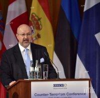 Ламберто Заниер: Примирието в Украйна не изглежда добре

