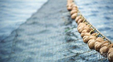 рибарите излизат отново протест