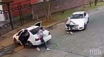 шокиращо видео вижте отвличат жена секунди