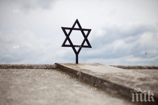 Над 170 напдгробни еврейски паметници повредиха в САЩ