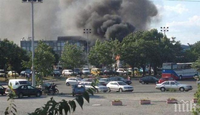 УЖАС В ЧЕХИЯ! Цистерна с експлозиви се взриви в завод-12 ранени 
