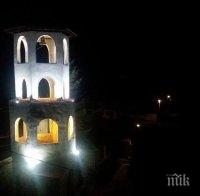 ДОБРО ДЕЛО! Младоженци дариха пари от сватба за осветление на селски храм