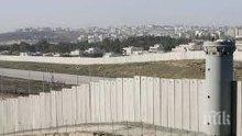 Турция е построила над половината от 511-метровата стена по границата със Сирия