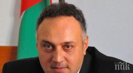 уволненият областен управител варна стоян пасев стана безработен отиде борсата