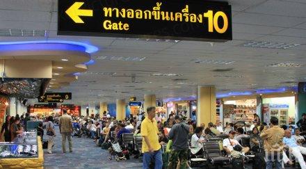 единствено пик скандал българи пукет катарският авиопревозвач изостави острова