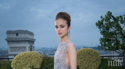 красивата знатна особа света наследяване британската корона