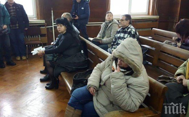 Крадлите, обрали реликви от Руско-турската освободителна война сядат на подсъдимата скамейка