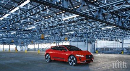 ягуар pace превзема улиците дебюта женева