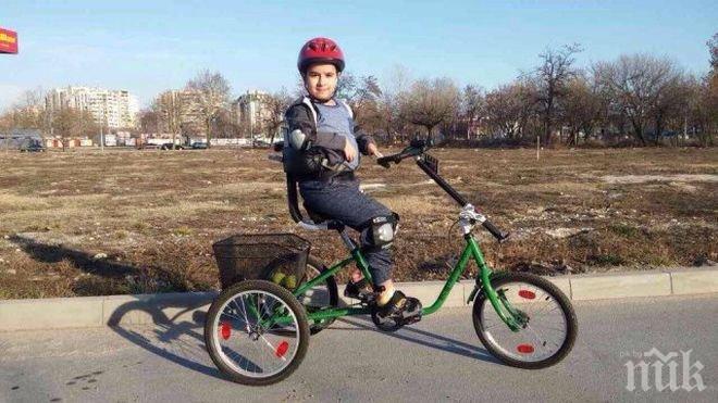 Българи в Лондон зарадваха болно дете