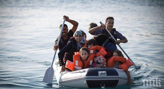 Спасиха 115 мигранти край бреговете на Триполи