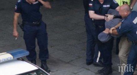 разярен пустиняк северозапада налетя ченгета крещял мърши полицаите