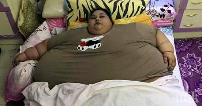 Най-дебелата жена в света свали 100 кила, пренасят я с кран за операция