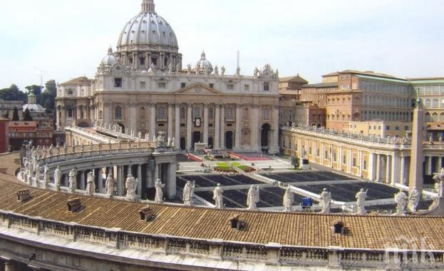 Нежният пол превзе Ватикана